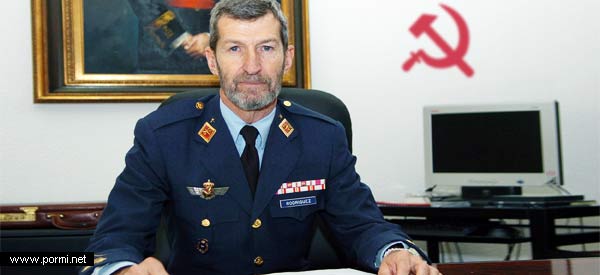 Golpe de Estado Mayor del Ejército y un golpe bajo - José Julio Rodríguez