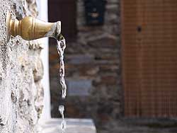 fuente de la Alpujarra